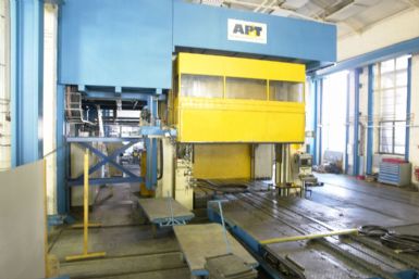 8000 ton APT hydroforming frame press in like new condition.